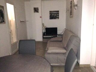  Appartement à louer 1 pièce 32 m²