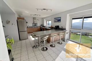  Maison � vendre 5 pi�ces 215 m�