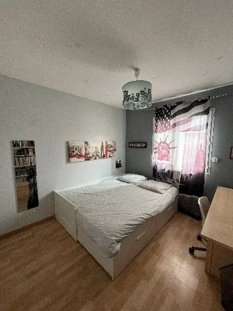   CHAMBRE MEUBLEE AVEC PARKING Appartement - 1 pièce(s) - 12 m²