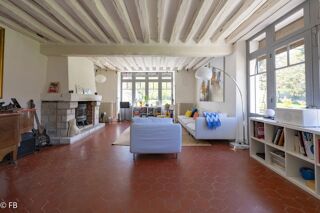  Maison à vendre 10 pièces 216 m²