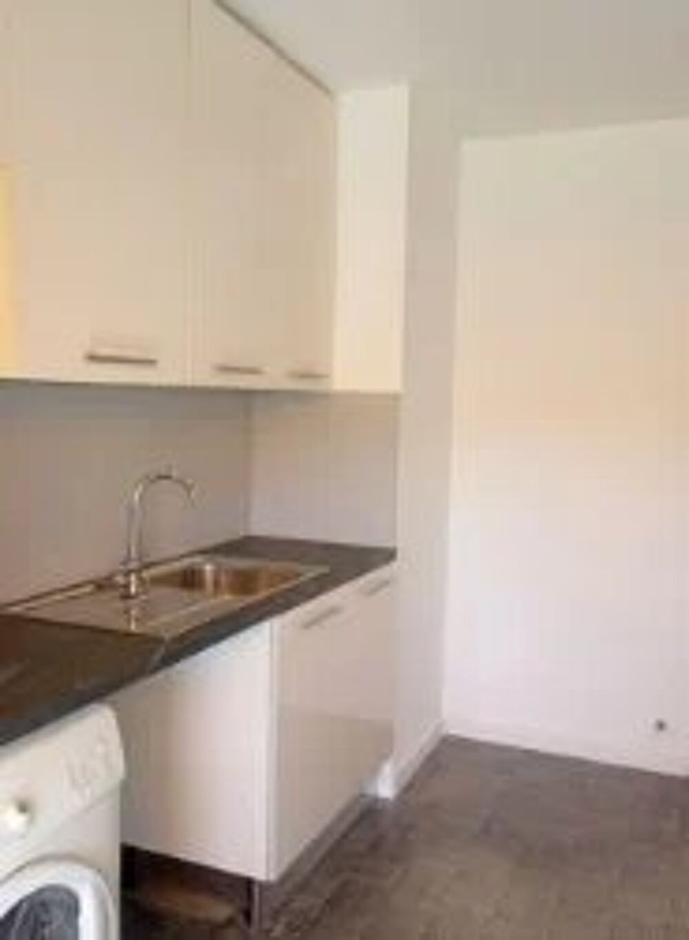 Location Appartement Deux pièces de 52m² avec terrasse et garage Cannes