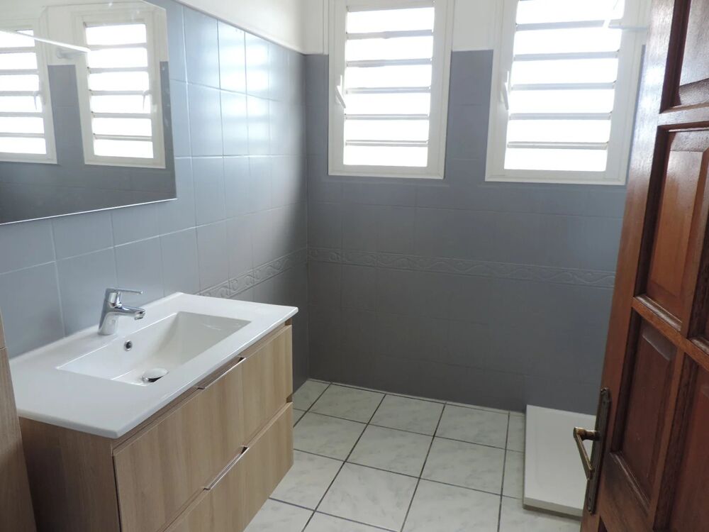 Vente Immeuble SH 3487 : IMMEUBLE DE RAPPORT LE TAMPON Le tampon