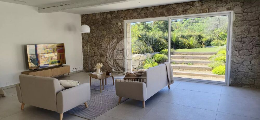 � vendre  Maison Le Plan-de-la-Tour (83120)