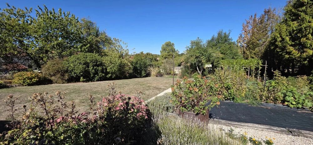Vente Villa Charme et confort! Belle renovation, authenticité préservée. Saint-thibault