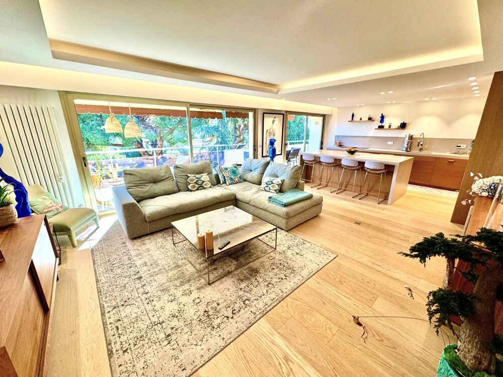 Vente Appartement Cannes Tassigny vente 4 pièces en dernier étage Cannes