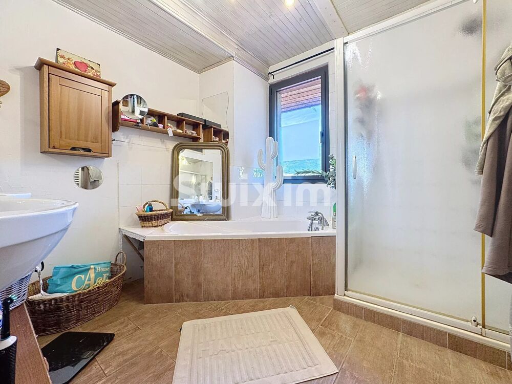 � vendre  Maison Saint-Genis-Pouilly (01630)