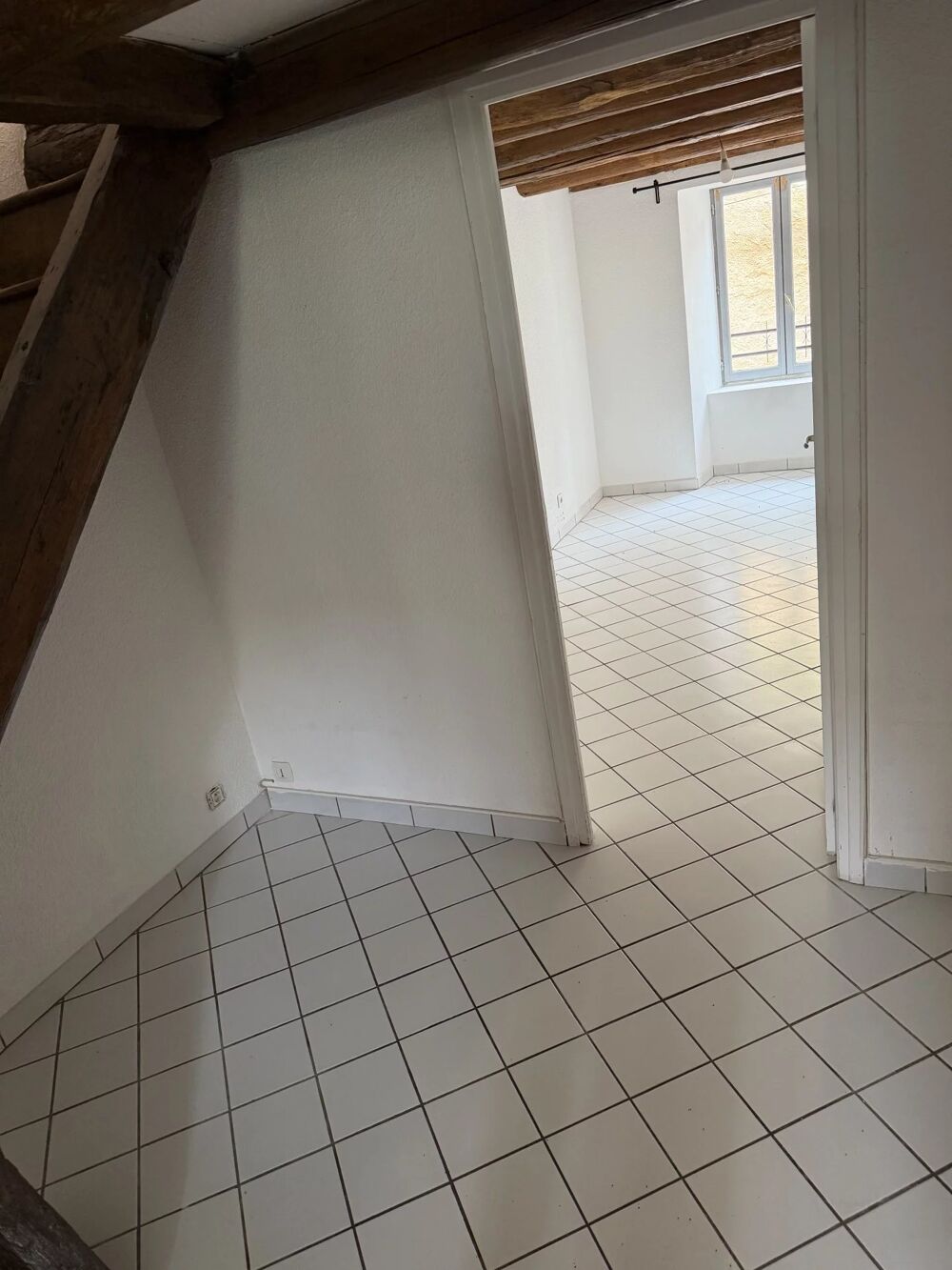 Location Maison À louer – Maison entièrement rénovée – Saint-Germain-Lembron – 9 Saint-germain-lembron