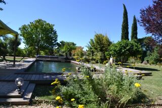  Maison � vendre 10 pi�ces 240 m�