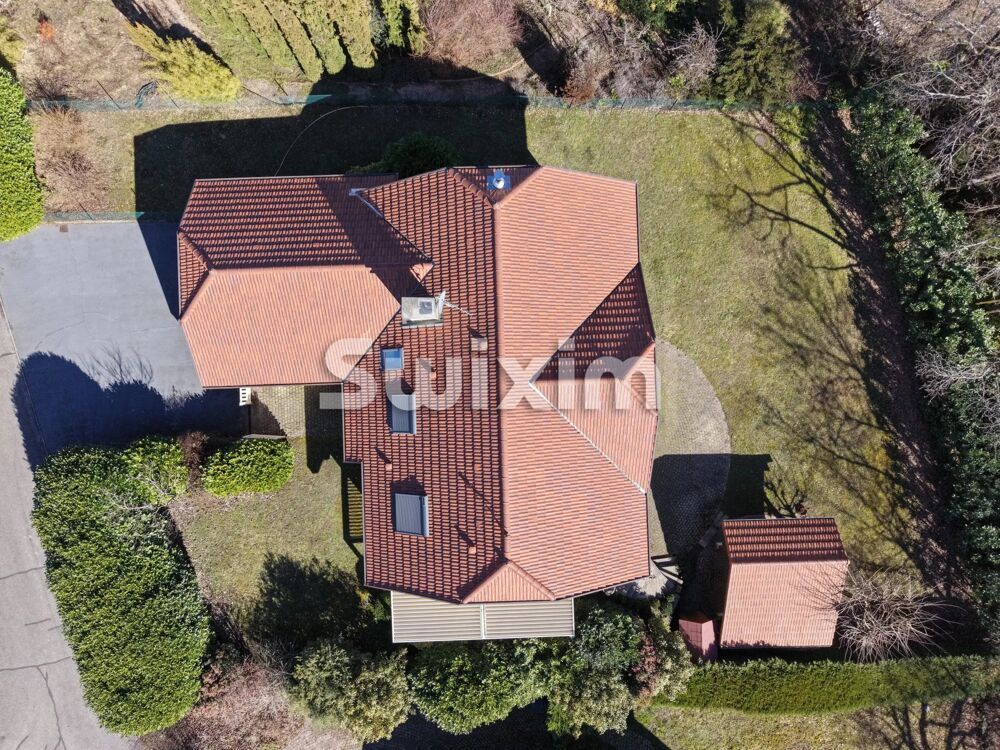 � vendre  Maison Grilly (01220)