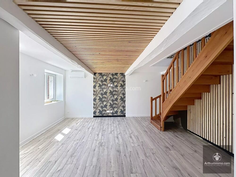 Location Maison BRIENNON – À LOUER – MAISON ENTIÈREMENT RÉNOVÉE – ENV. 120 M² – Briennon