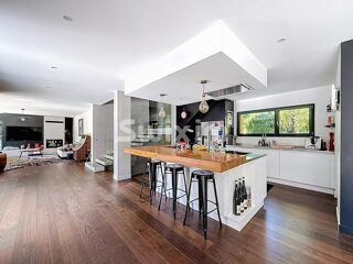  Maison � vendre 8 pi�ces 287 m�