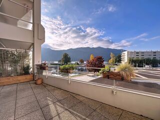  Appartement  vendre 2 pices 56 m