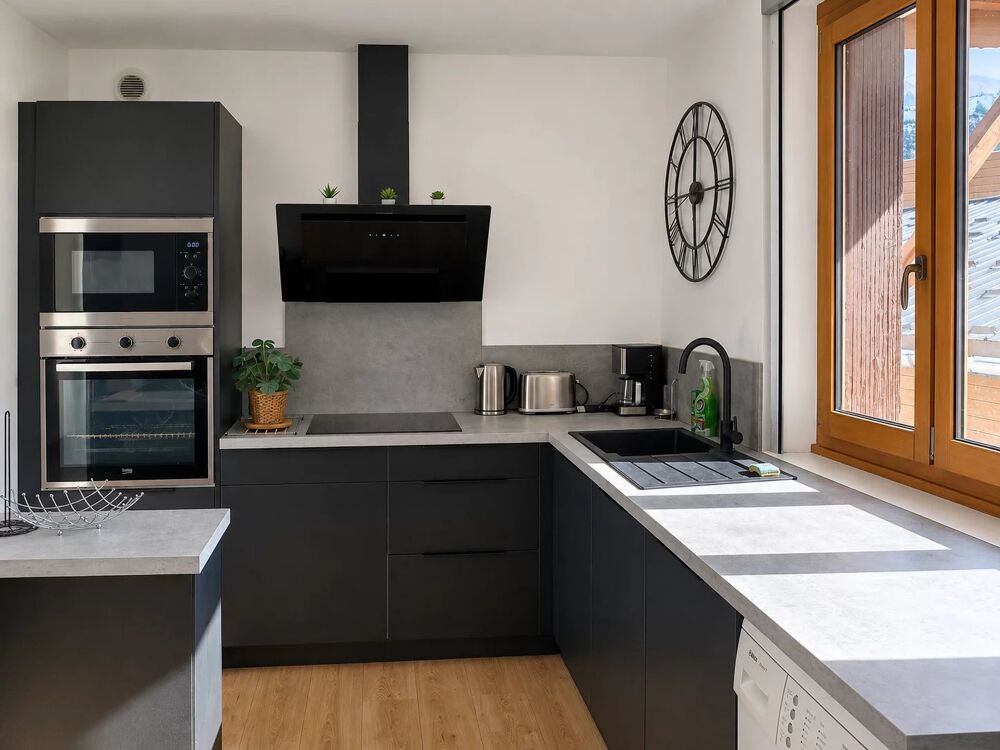 Vente Appartement MIJOUX – Appartement rénové au cœur du village Mijoux
