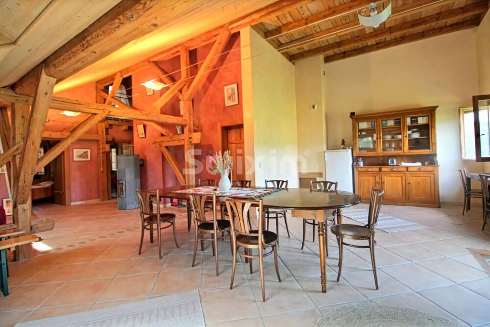 Appartement T5/6 de 147 m²  Ferme rénovée  Vue montagnes  Hab
