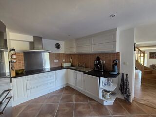  Maison � vendre 9 pi�ces 243 m�