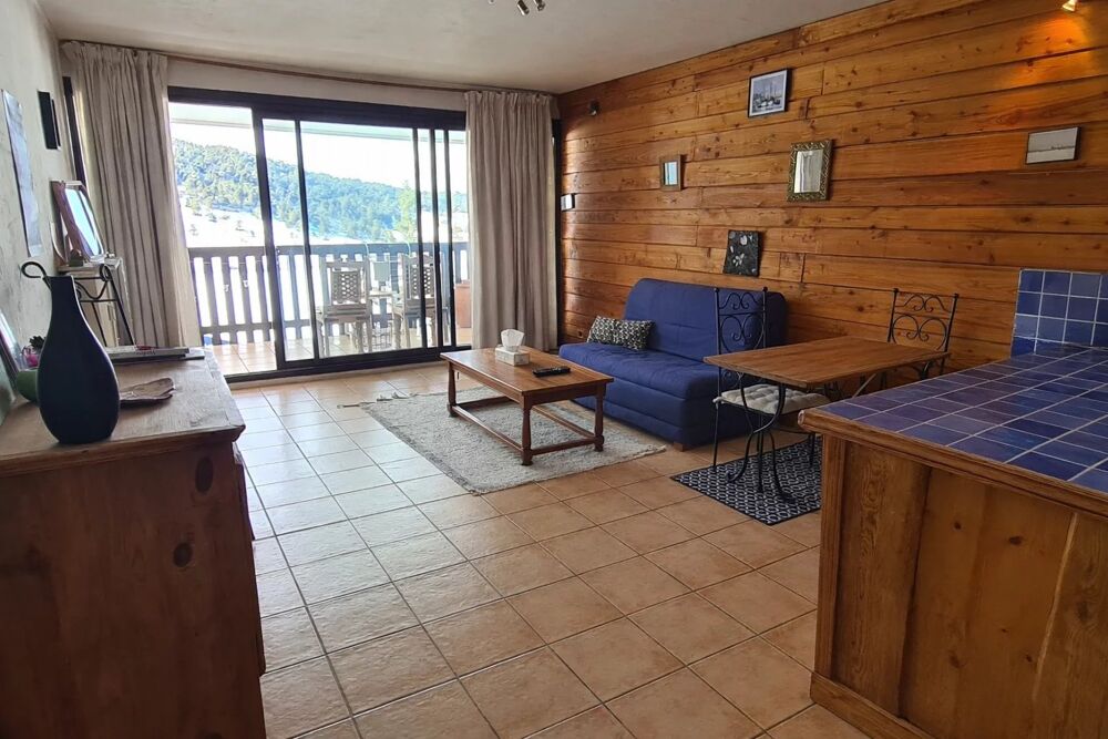 Charmant appartement vendu meublé denviron 38 m²  Gréolières l