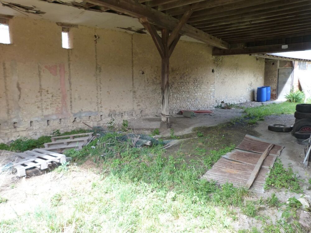 Vente Immeuble Villedieu-sur-Indre : Immeuble 755 M² à rénover Villedieu-sur-indre