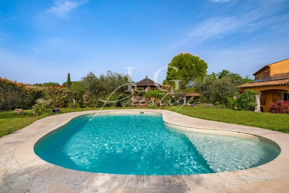 Propriété de charme avec piscine et double garage - Callian