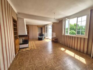  Maison  vendre 8 pices 161 m