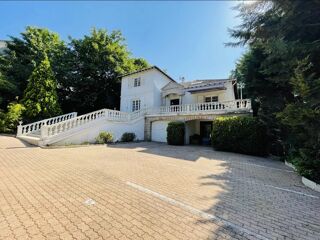  Villa � vendre 13 pi�ces 590 m�