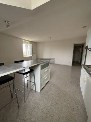  Appartement à louer 3 pièces 62 m²