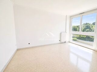  Appartement à vendre 5 pièces 96 m²