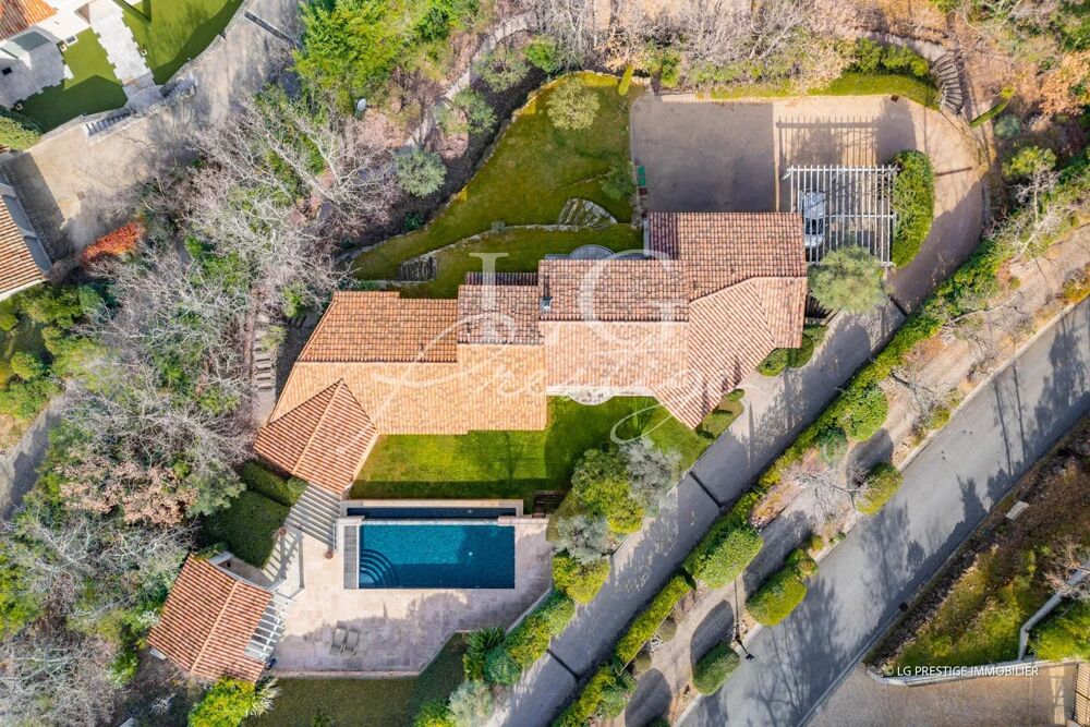Élégante villa avec piscine au coeur du Domaine de Terre Blanche
