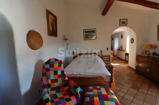  Maison  vendre 10 pices 260 m