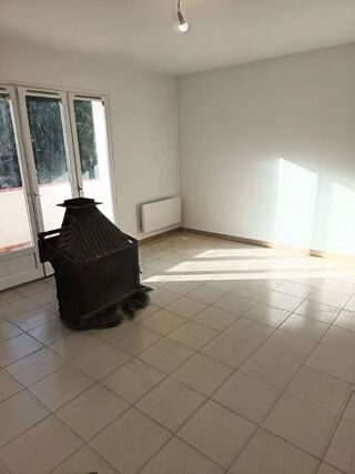  Appartement à louer 3 pièces 72 m²