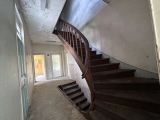  Immeuble  vendre 10 pices 336 m