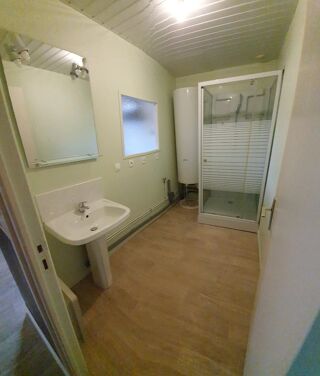  Appartement � louer 4 pi�ces 81 m�