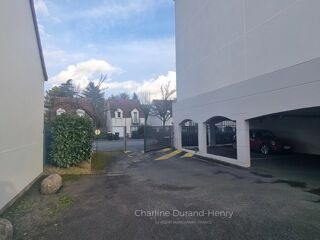  Parking / Garage à vendre 