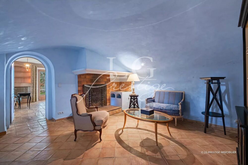 Vente Villa Domaine d'Exception du XVIIe Siècle – Mas en Pierre sur 6,6 ha Grasse