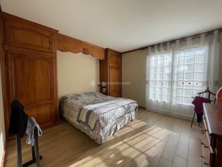  Maison � vendre 9 pi�ces 268 m�