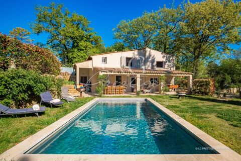 Maison individuelle avec piscine et atelier de 40 m² 615000 Montauroux (83440)