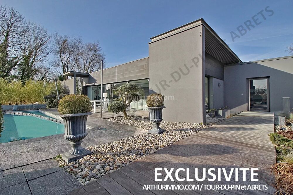 � vendre  Maison La Tour-du-Pin (38110)