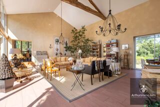  Villa � vendre 13 pi�ces 425 m�