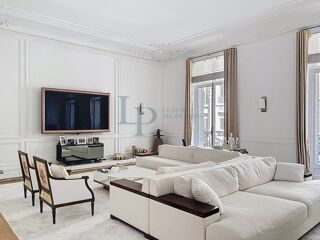  Appartement � vendre 5 pi�ces 243 m�