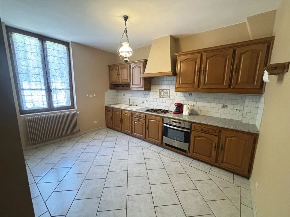 Vente Maison Maison traditionnelle avec deux appartements indépendants Pesmes