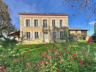 Maison 4 pièces 360 m² · à Masseube · 360 m² · 495 000 €