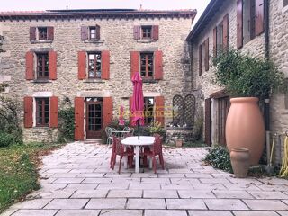  Maison à vendre 12 pièces 355 m²