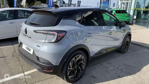 Captur 1.6 E-Tech full hybrid 145ch esprit Alpine 2025 occasion 13127 Vitrolles