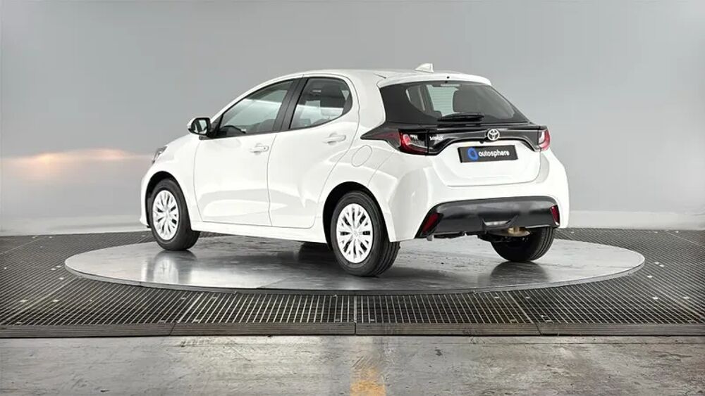 Yaris 120 VVT-i Dynamic Business 5p MC24 2024 occasion 01120 DAGNEUX