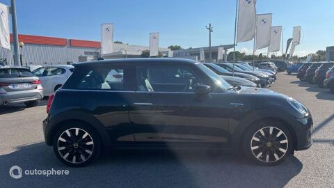 Cooper SE 184ch Essential BVA 5CV 2023 occasion 13700 Marignane
