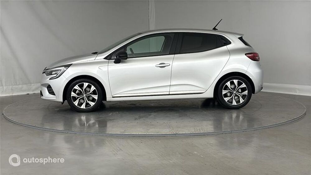 Clio 1.6 E-Tech hybride 145ch Evolution 2023 occasion 62220 Carvin