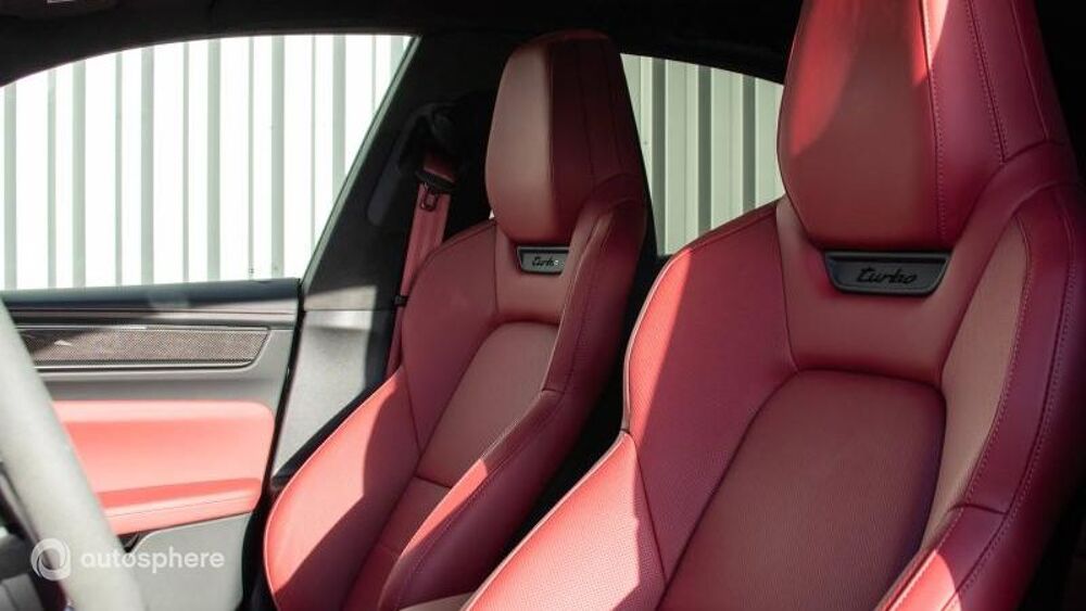 Macan 639ch Turbo 2024 occasion 51370 Thillois