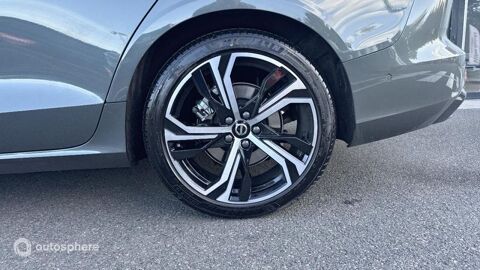 V60 B4 197ch Plus Style Dark DCT 7 2026 occasion 77144 Mont&eacute;vrain