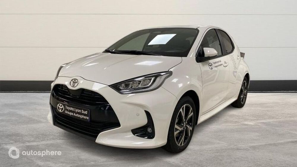 Yaris 116h Design 5p MY25 2026 occasion 69200 V&eacute;nissieux