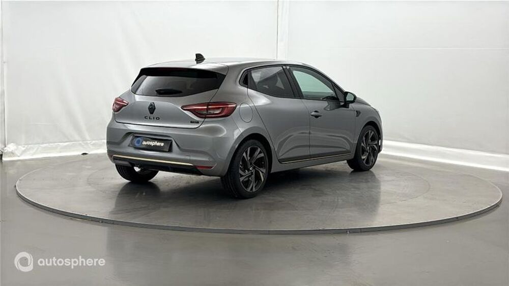 Clio 1.6 E-Tech hybride 145ch Engineered 2023 occasion 10000 Troyes