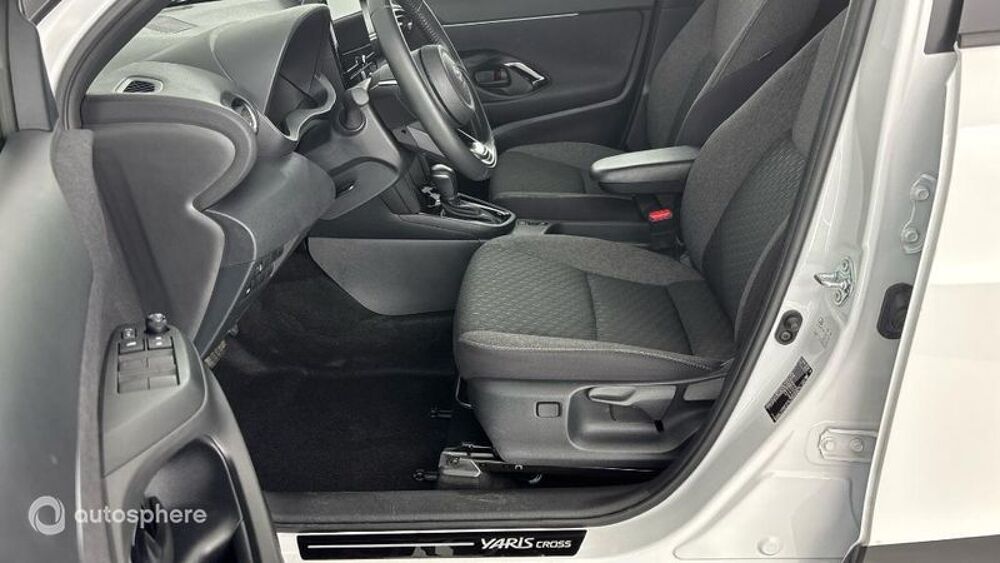 Yaris Cross 130h Design MY25 2025 occasion 69140 Rillieux-la-Pape